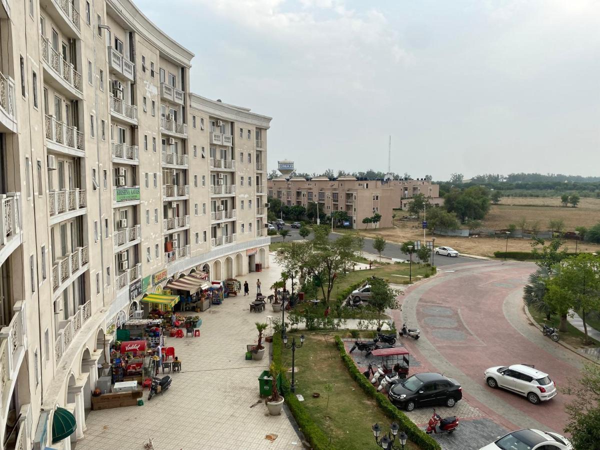 Guest house Omaxe Dham