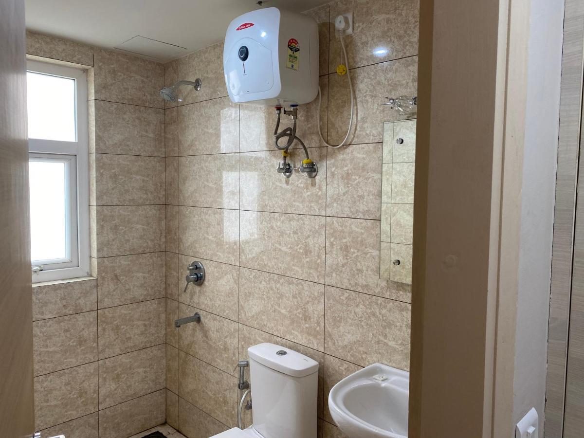 Omaxe Dham Guest house