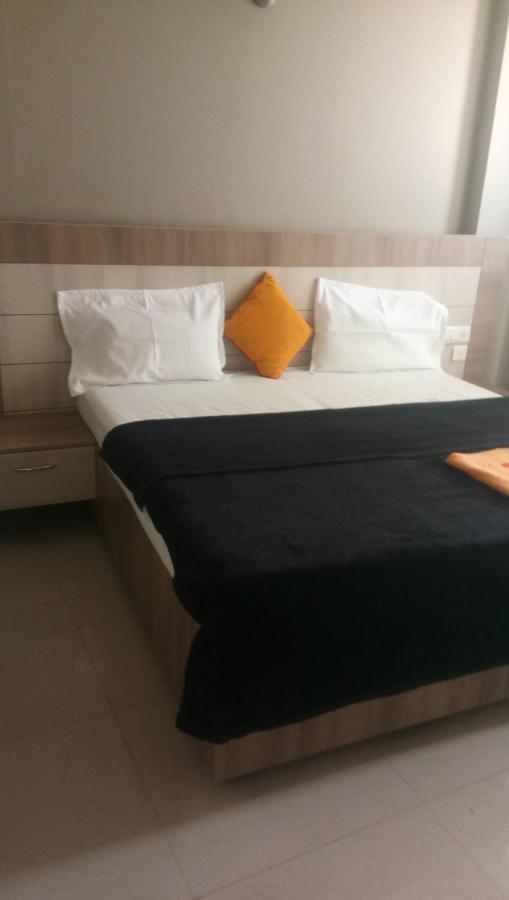 Guest house Omaxe Dham Vrindavan