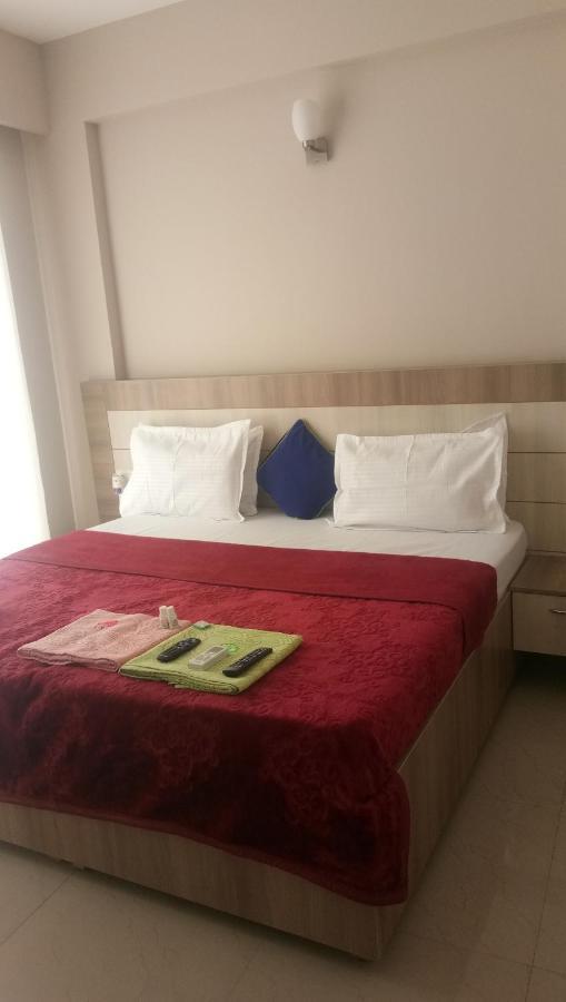 Guest house Omaxe Dham *